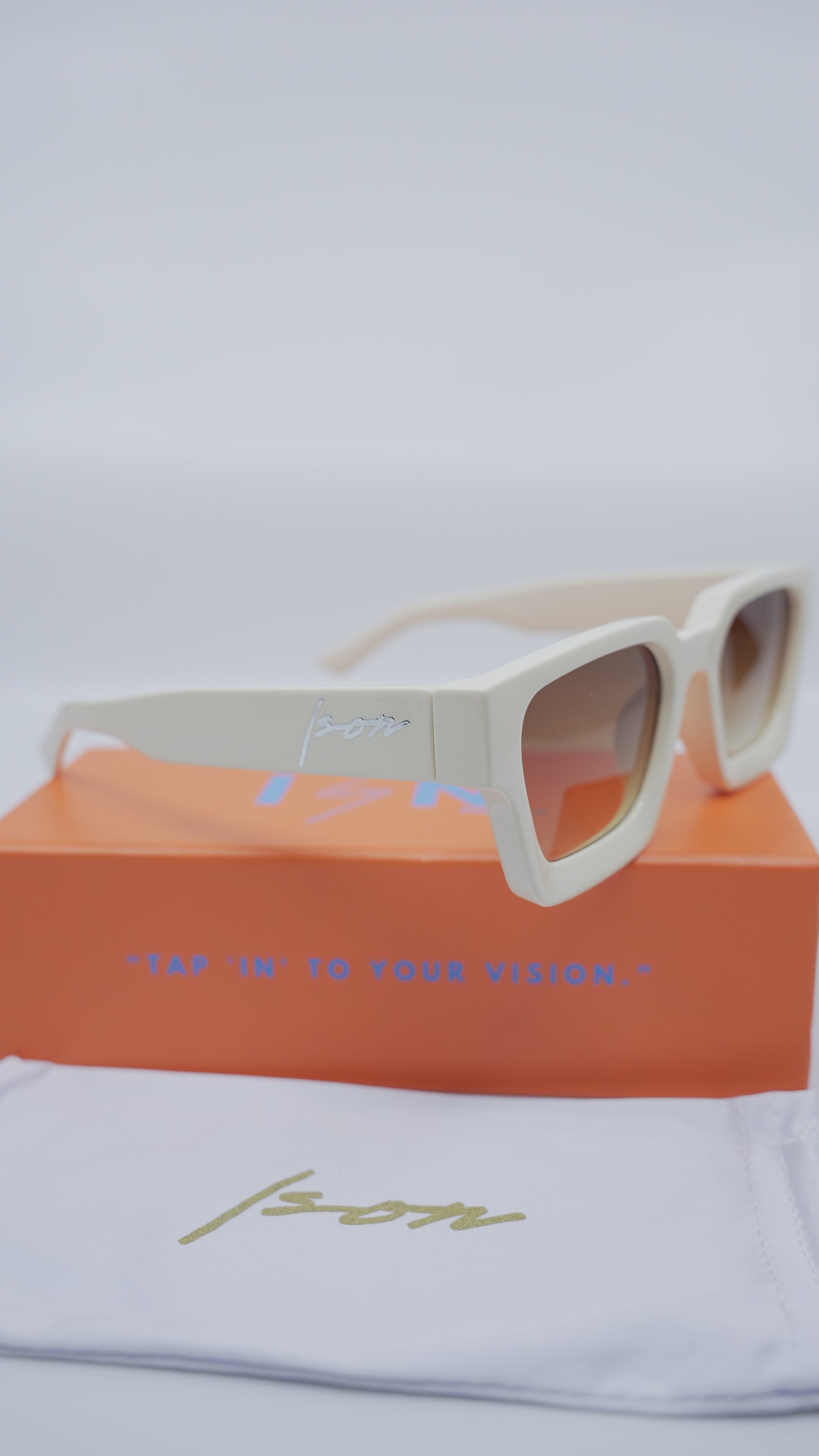 Krispy Crème square frame shades | Warm Gradient Lens