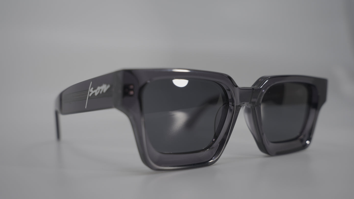 POLARIZED PLANT BASED SMOKY GREY Luxury Square frame sunglasses