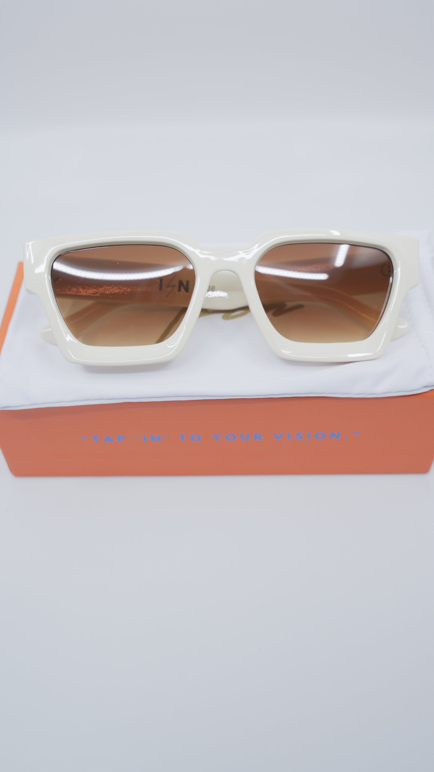 Krispy Crème square frame shades | Warm Gradient Lens