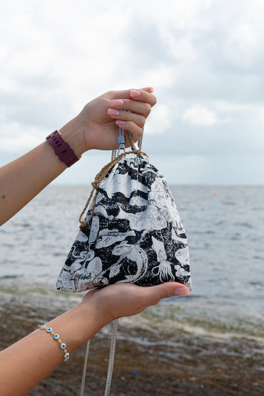 Fish Essential Bag